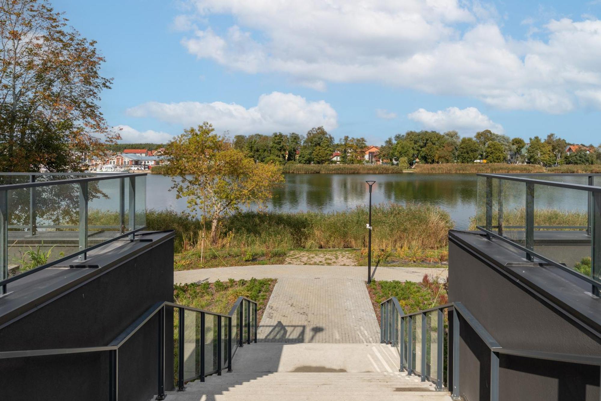 Dziwnow Luxurious Apartment No1 By The River By Renters Prestige Exterior foto